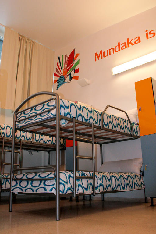 Mundaka Hostel & Sports Cafe Esterno foto
